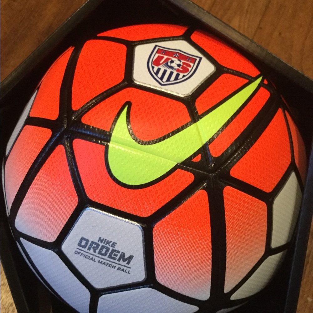 Nike Ordem Official Match Ball